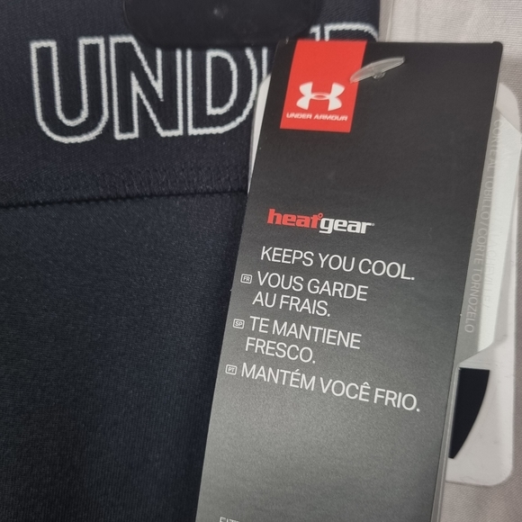 UNDER ARMOUR Kids Heat Gear Leggings - Picture 5 of 10